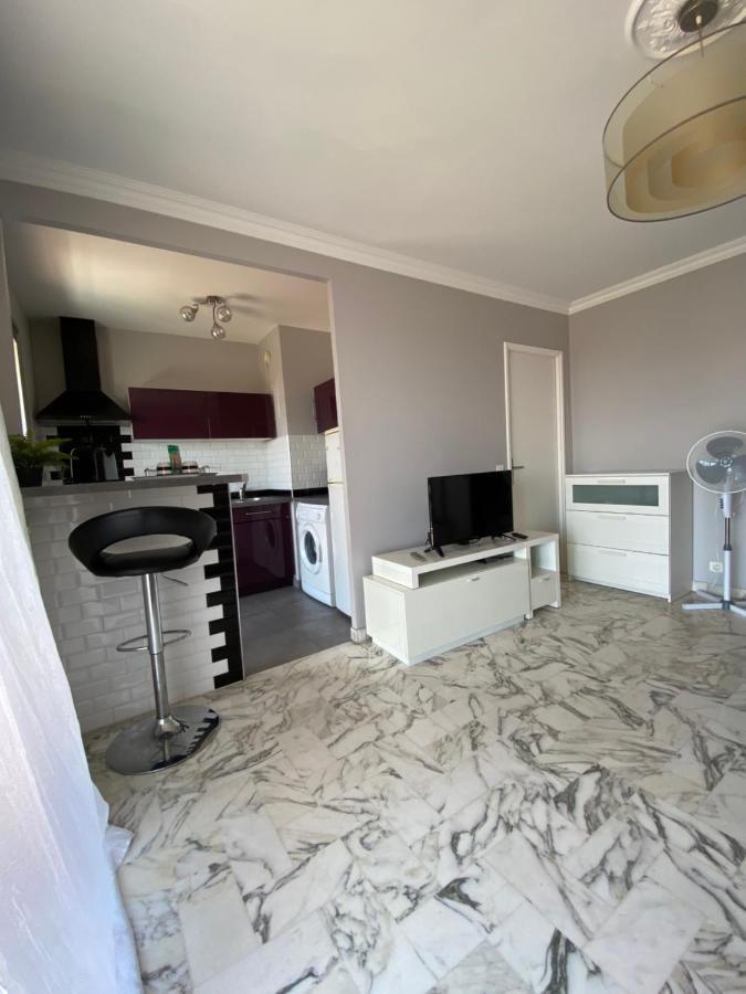 Apartment Stylish Modern Nice